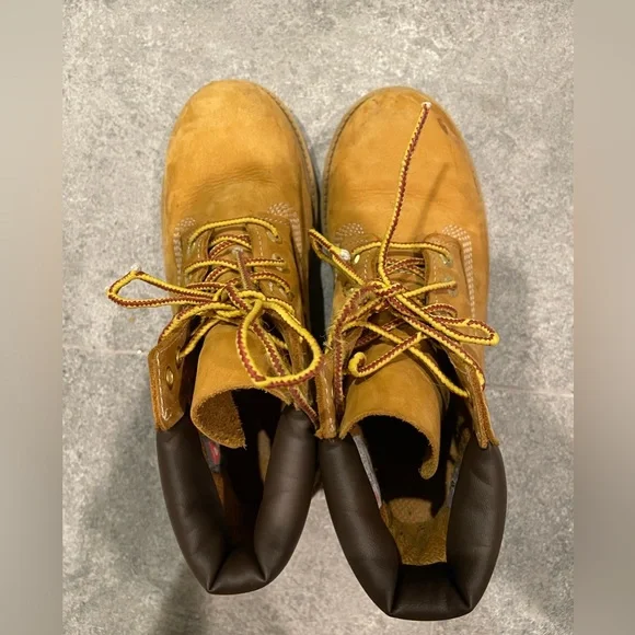 Kids Timberland Boots. Size 3M. (Used & no shoe box. Read description) - Picture 9 of 10